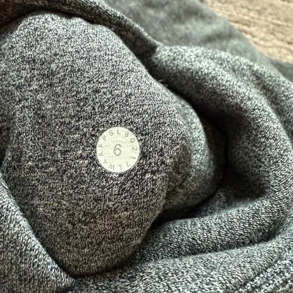 Lululemon Scuba Hoodie - Picture 6 of 6